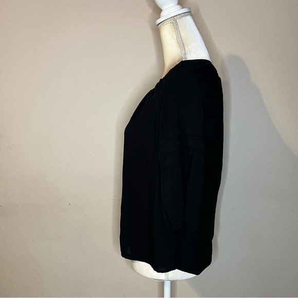 ⭐️3 For $25 LOFT Black Blouse - Picture 3 of 7